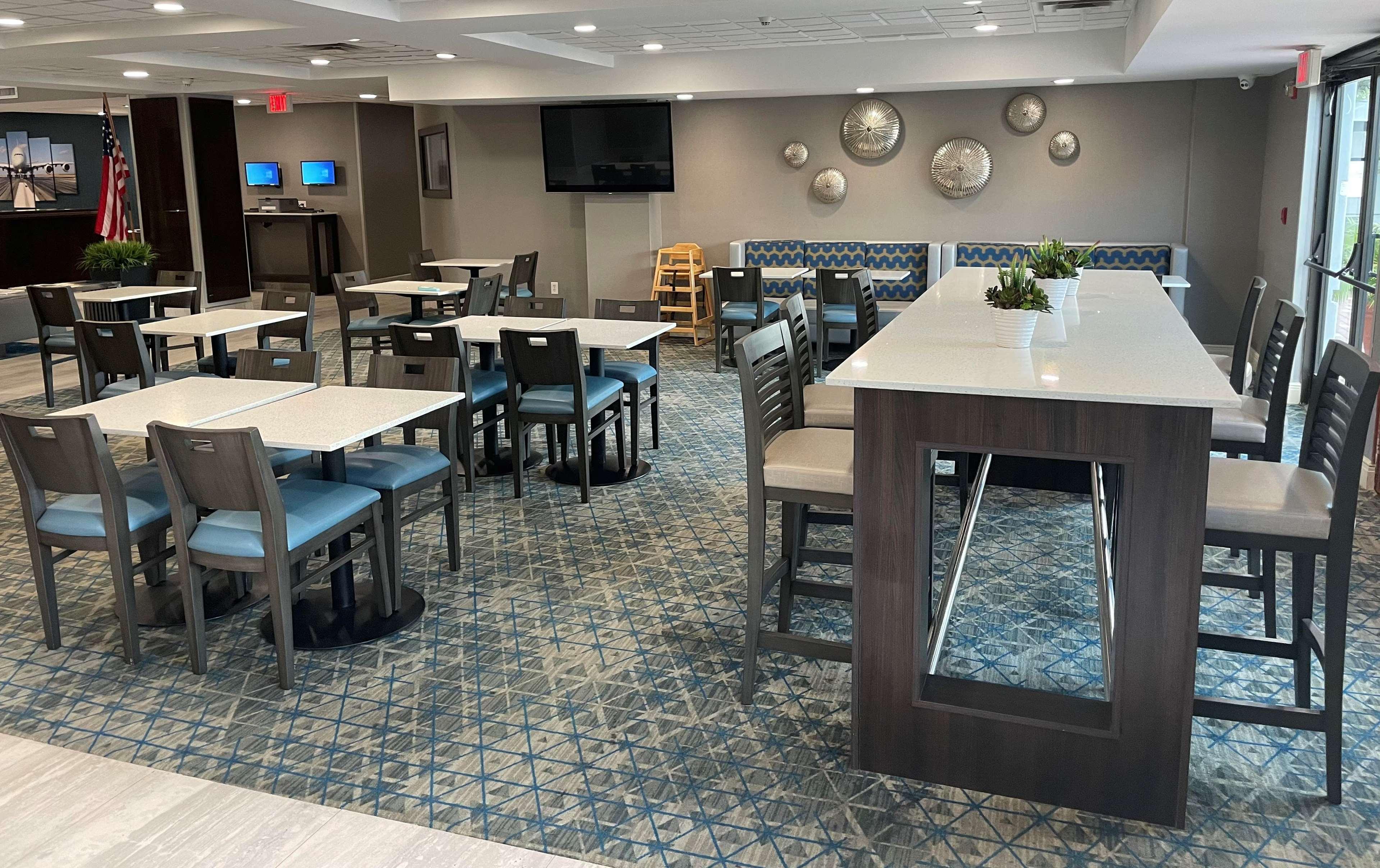 Best Western Plus Mcallen Airport Hotel Bagian luar foto